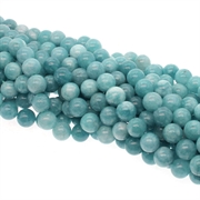 Akvamarin perler. Blå nuancer. 6-6.5 mm streng.